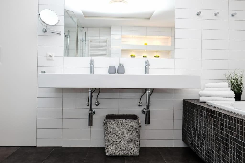 Appartamento #stayhere - Spacious Luxury Town Hall 3bdr VNO